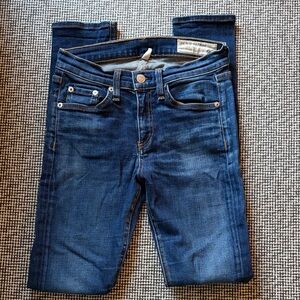 Rag & Bone High Rise Medium Wash Skinny Jean 27 Gently Worn